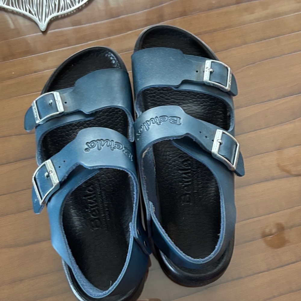 Belina Women's Navy Sandals